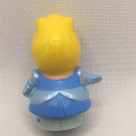 Fisher-Price Little People Disney Princess Cinderella Figure Toy Doll 2.5" - Picture 7 of 7